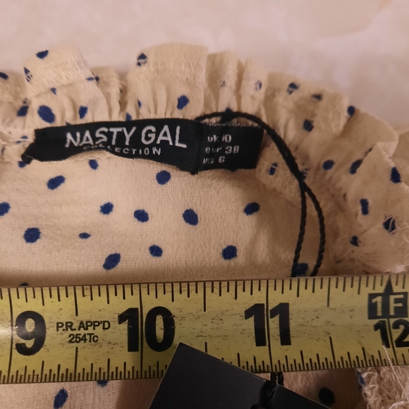 Nasty Gal Beige Long Sleeve Dress with Black Dots - Picture 4 of 11